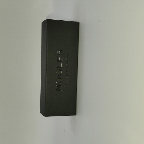 Mugler Les Exceptions - Picture 2 of 3